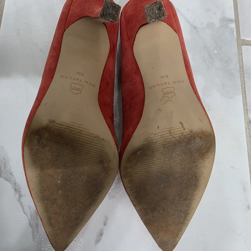 Ann Taylor Mila Red Suede Pumps - Picture 12 of 13